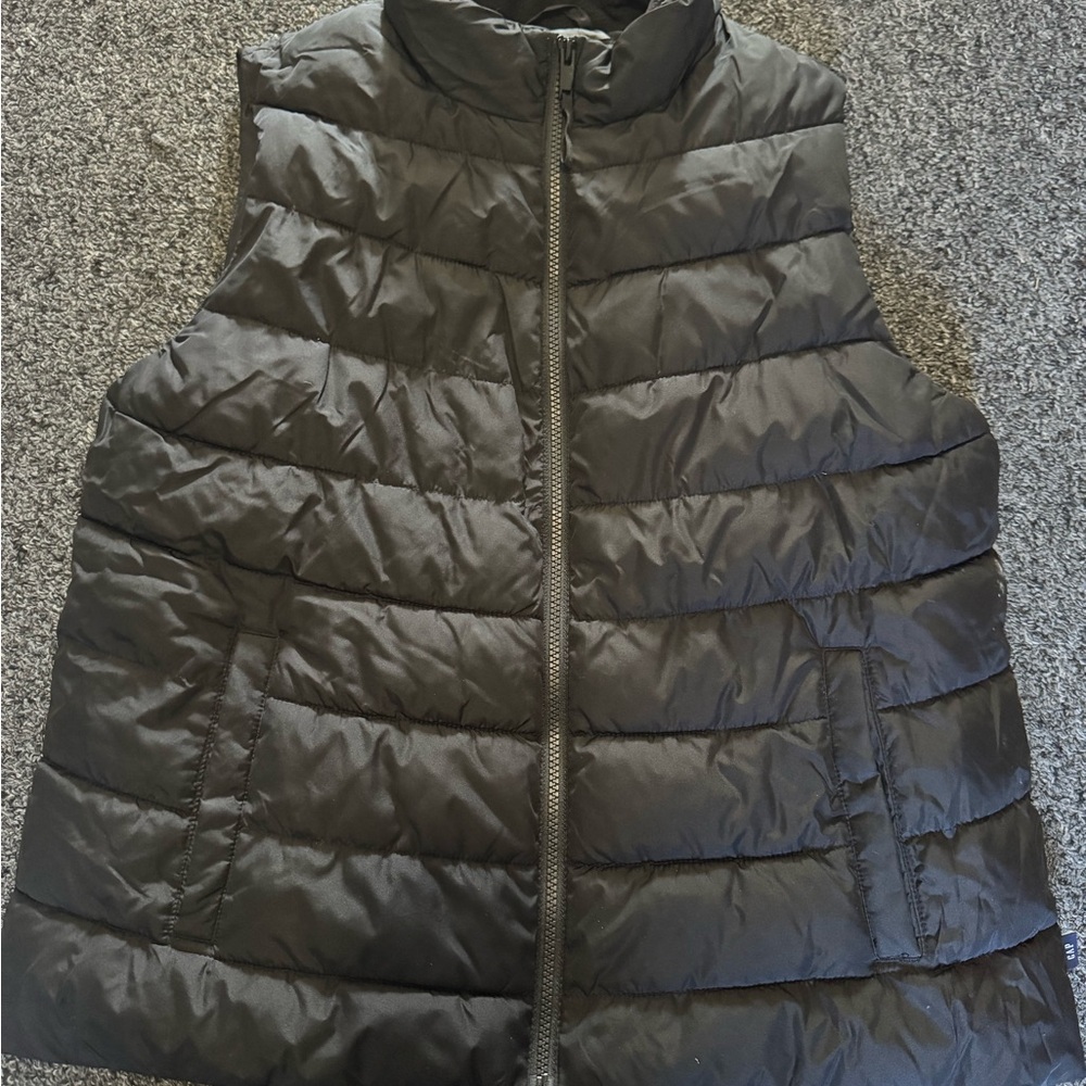 GAP ColdControl Black Vest